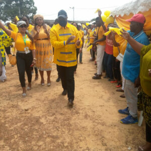 UDIS : Hervé-Patrick Opiangah à l&rsquo;écoute du 1er arrondissement